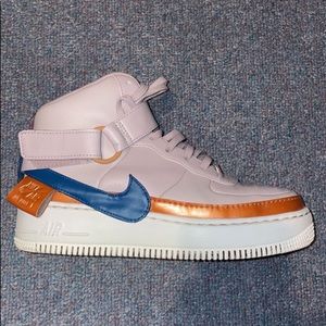 Nike High Top Air Force 1 Size 8